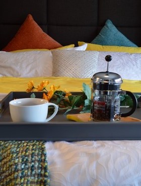 ベッド・アンド・ブレックファスト